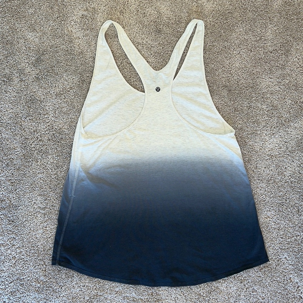 Ombré lululemon top